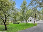 15W668 82nd St, Burr Ridge IL 60527