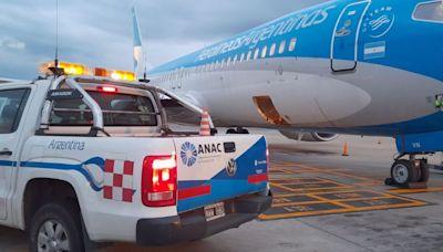Un avión que venía a Neuquén aterrizó de emergencia en Ezeiza: se activó una alarma de incendio - Diario Río Negro