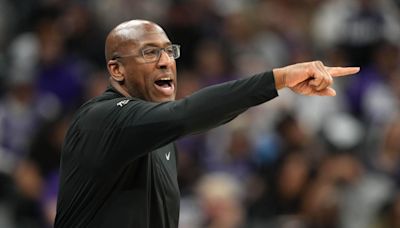 Sacramento Kings, Mike Brown Table Contract Extension Talks, per Report