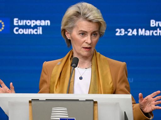 Quince países de la UE piden a Bruselas que facilite el envío de inmigrantes a terceros países