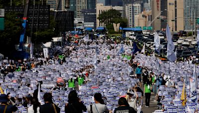 大韓醫師協會警告或無限期停診 尹錫悅稱須嚴肅處理拋棄患者行為 - RTHK