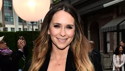 Jennifer Love-Hewitt’s Ultra-Rare Photo of Her & Daughter Autumn Proves They’re Truly Lookalikes