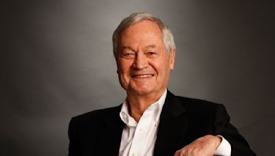 Roger Corman, Trailblazing B-Movie Director and Producer, Dead at 98