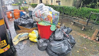 Thane residents frustrated by TMC’s waste collection mismanagement
