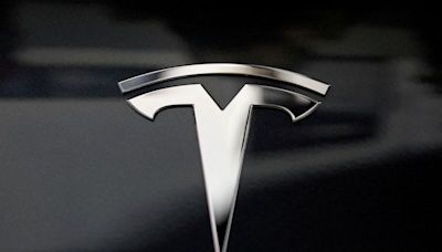 Tesla aims to cut 400 jobs in Germany via voluntary programme