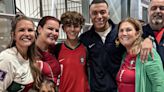 El encuentro de Mbappé con la familia de Cristiano