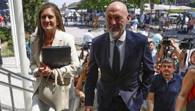 El rector declara que Begoña Gómez le llamó para que acudiera a Moncloa a hablar de la creación de la cátedra