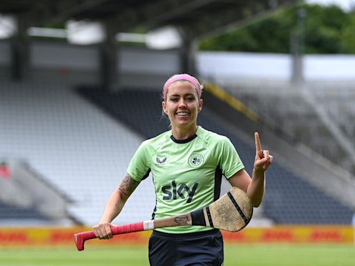 Denise O'Sullivan's move to Manchester United off table as she commits to Courage