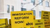 Congress contemplates last-minute bipartisan immigration proposal