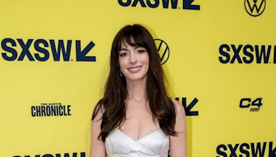 Anne Hathaway Says She Stopped Being Offered Rom-Com Roles After This Major Life Event