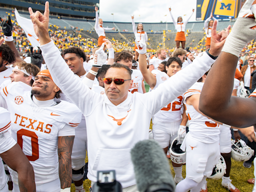 AP Top 25 poll: Texas jumps Ohio State as SEC makes history in college football rankings