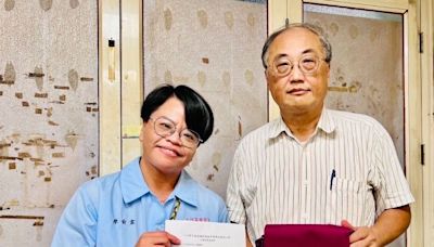 國中女來不及讀高中就病逝 校長靈堂暖送錄取書「完成報到」