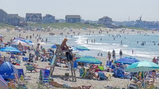 Swimmer reported missing at East Matunuck