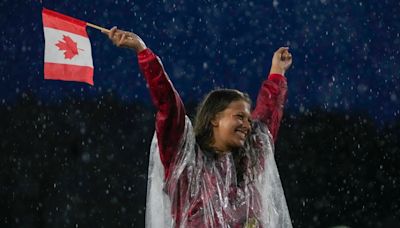 Paris dazzles with a rainy Olympics opening ceremony on the Seine River