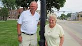 Retired couple on quest to visit every town in Nebraska