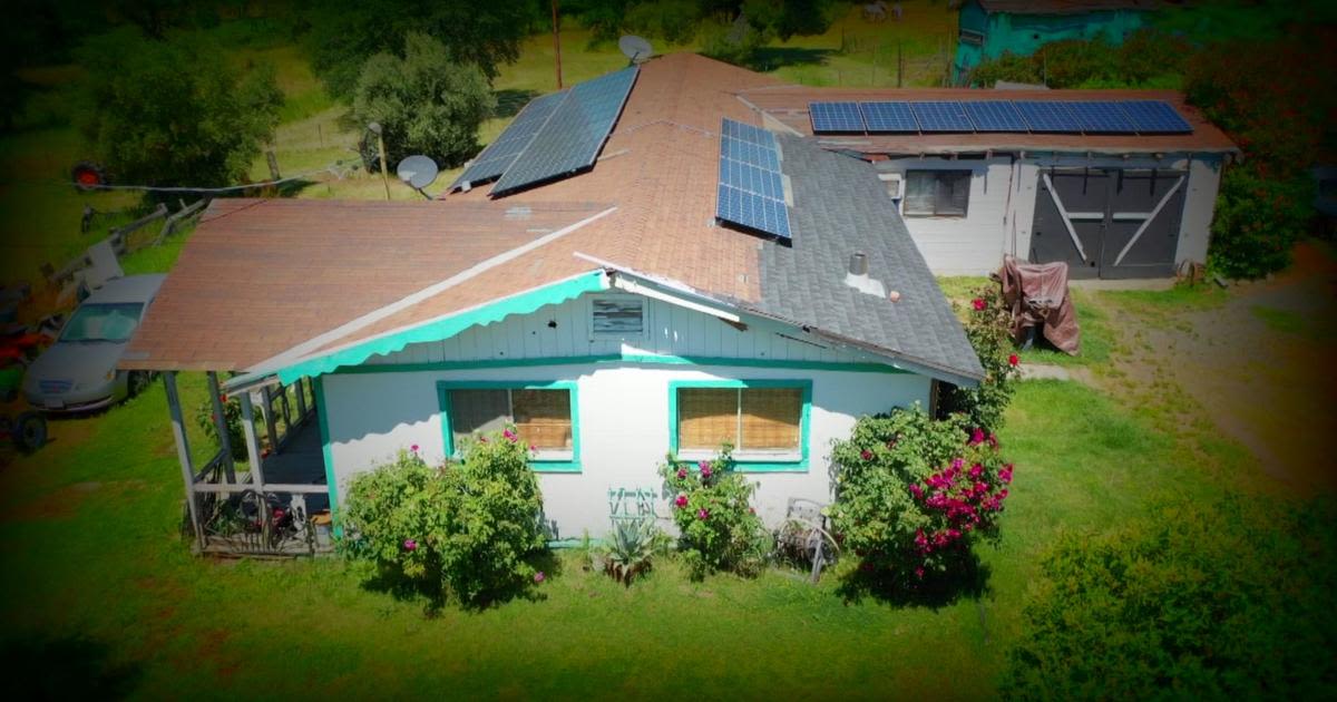 Solar "salesman" explains how 91-year-old financed panels she'd pay off at 114 | Call Kurtis Investigates