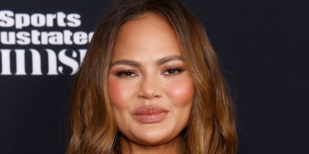 Chrissy Teigen Hopes Her Kids Won't Join Social Media Until They Hit This Milestone