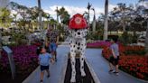 Carollo inaugura polémico jardín de esculturas de perros y gatos en el downtown