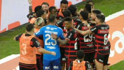 Líder Flamengo sobra em campo e vence o lanterna Fluminense