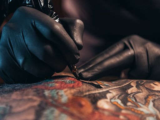 Many tattoo inks contaminated with bacteria: FDA