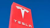 Tesla: Analista presagia una subida del 740% tras la caída del 13%