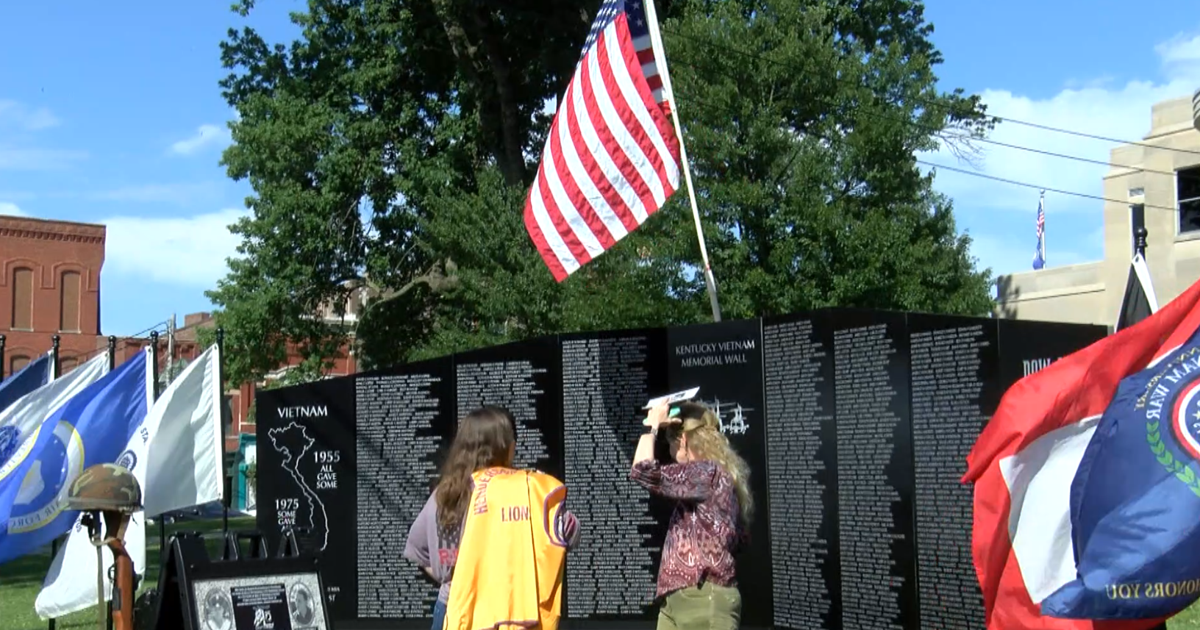Traveling Vietnam Memorial Wall pays tribute to Kentucky’s Veterans