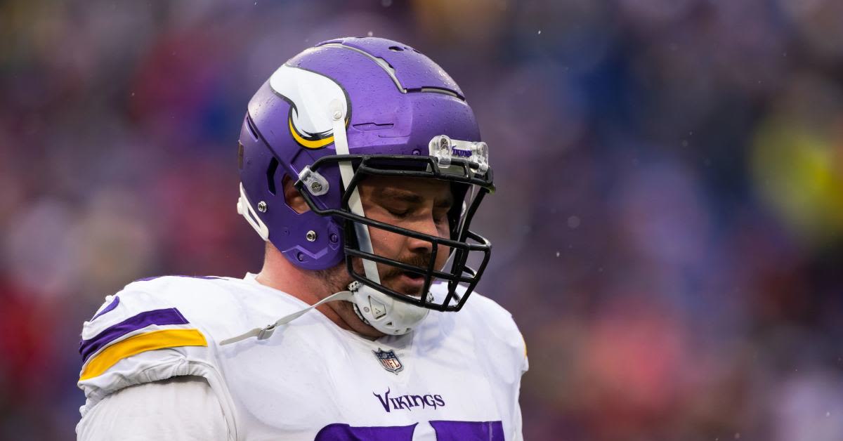 Vikings' Phillips issues plea after destructive tornado hits close to home