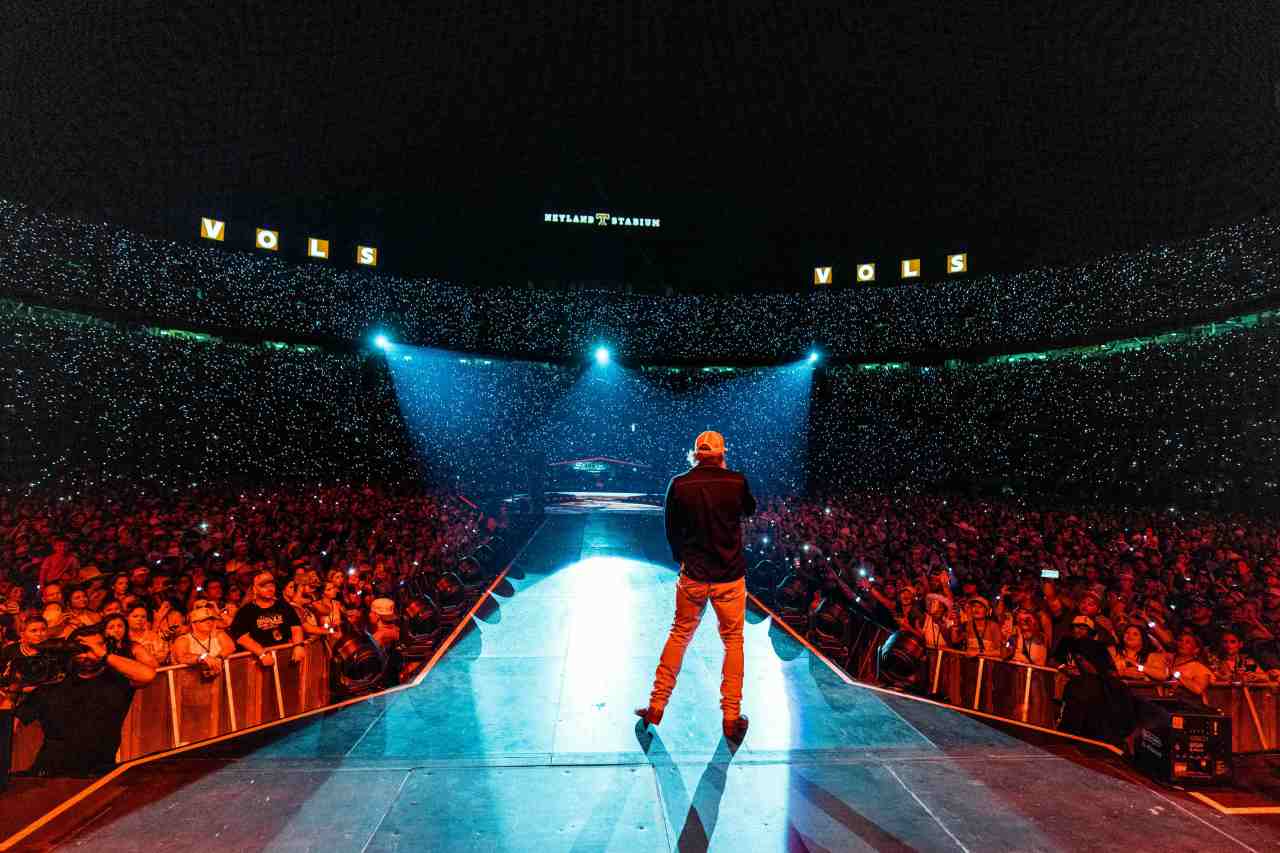 Morgan Wallen sets new Neyland Stadium attendance record