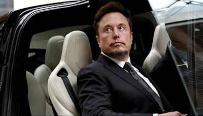 Tesla shareholder sues Elon Musk for insider trading allegedly tied to production shortfalls