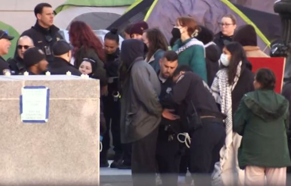 Protesters remain at Yale University a day after 45 pro-Palestinian activists were arrested on campus