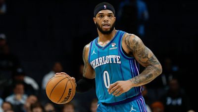 Sources: Bridges back to Hornets on $75M deal