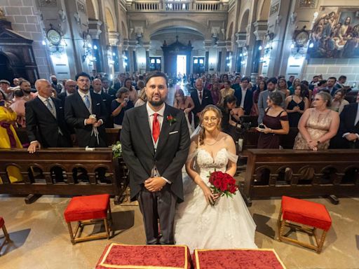 Una boda multicultural en el corazón de Oviedo: el curioso enlace vivido en San Juan El Real