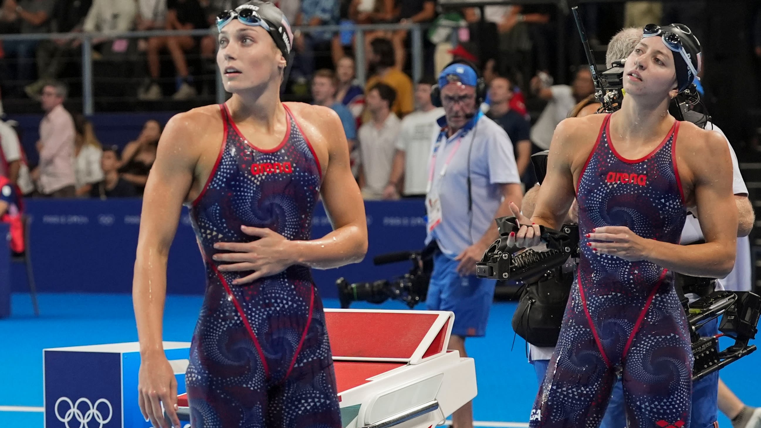 Alex Walsh has a devastating end to her stellar swim in the 200 IM