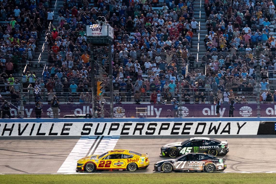 Joey Logano holds off field in fifth OT, wins epic NASCAR Cup Series race at Nashville
