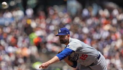 James Paxton gives up 12 hits and nine runs in Dodgers' blowout loss to Giants