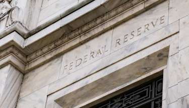 Fed決議維持利率5.25%至5.5%不變 稱通膨取得進展 最快9月討論降息 | Anue鉅亨 - 美股雷達