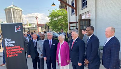 Kay Ivey, Alabama House speaker blast union: 'Corrupt, shifty and a dangerous leech’