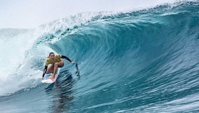 Before stepping away from surfing, Olympic champion Carissa Moore has a showdown with ‘big, intense, scary’ Teahupo’o | CNN