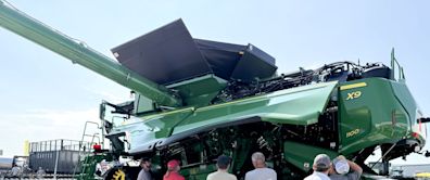 Used Tractors and Thrifty Growers Dominate Biggest US Farm Show