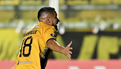 The Strongest vapulea 4-0 a Huachipato y clasifica a octavos de Libertadores