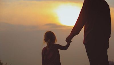 Seit meine Frau an Krebs starb, bin ich alleinerziehender Vater – es ist schwer, eine Tochter ohne Mutter großzuziehen