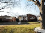 2915 Oliver Rd, Royal Oak MI 48073