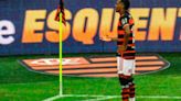 Com brilho de Lorran, Flamengo faz 2 a 0 no Corinthians e espanta crise