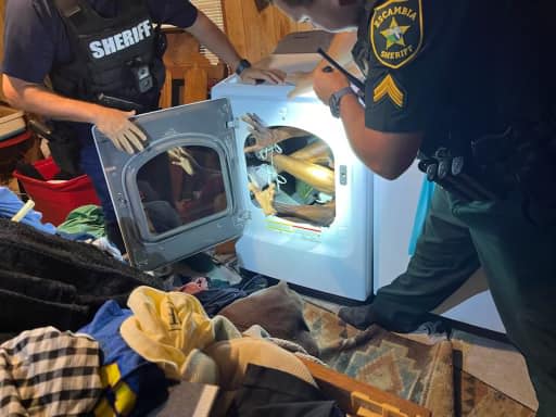 'Folded, not so neatly': Fla. deputies find suspect hiding inside dryer