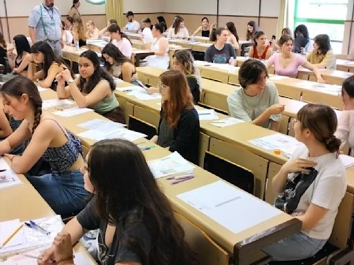 Más de 1.500 estudiantes en Salamanca, pendientes de su futuro