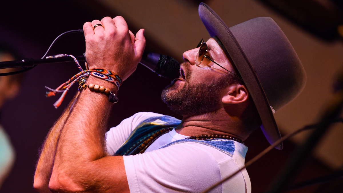 Watch Country Singer Drake White's Stunning Tribute To A Late Country Legend | iHeartCountry Radio