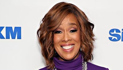 At 69, Gayle King Covers ‘Sports Illustrated’ Swimsuit Issue in Daring 1-Piece