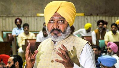 Punjab AAP Alleges 'Auction' Of Sarpanch Posts Ahead Of Panchayat Polls, Seeks EC Probe