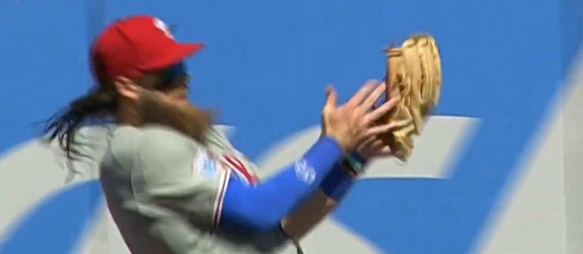 The Phillies' Brandon Marsh astonishingly made an accidental catch despite losing track of the baseball