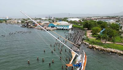 Beryl toca tierra en la costa caribeña de México, cerca de Tulum, como huracán categoría 2